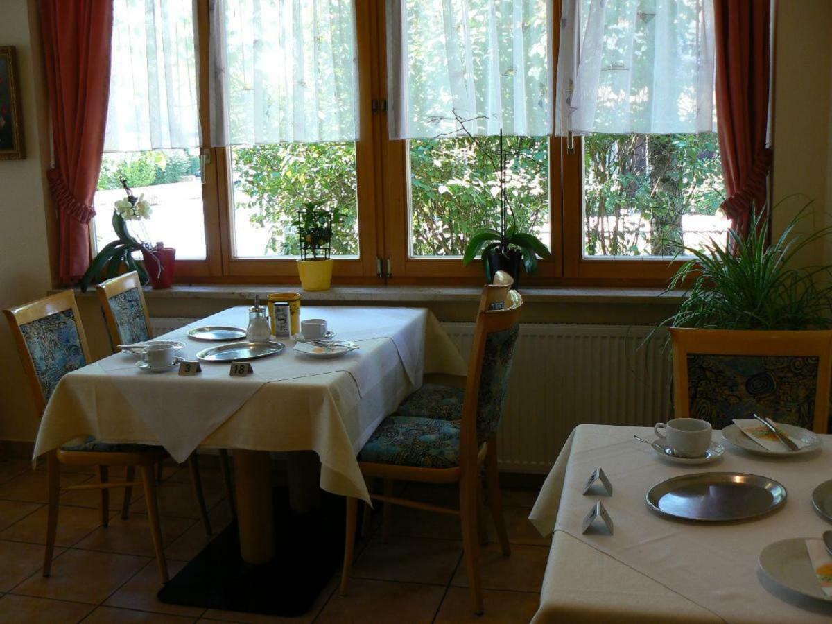 Haus Evelyn / Haus Heidemarie Hotell Bad Füssing Exteriör bild